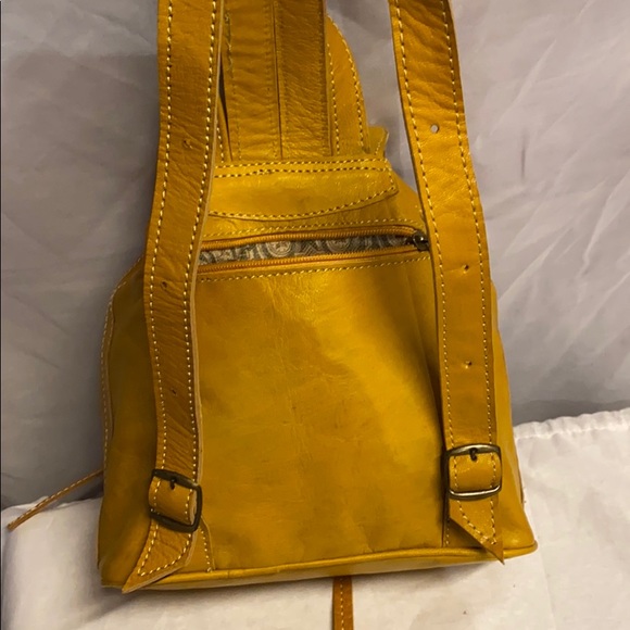 Moroccan Leather Backpack - Picture 5 of 12